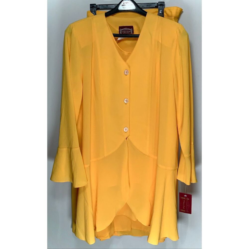 Vintage 90s yellow skirt suit set size XL